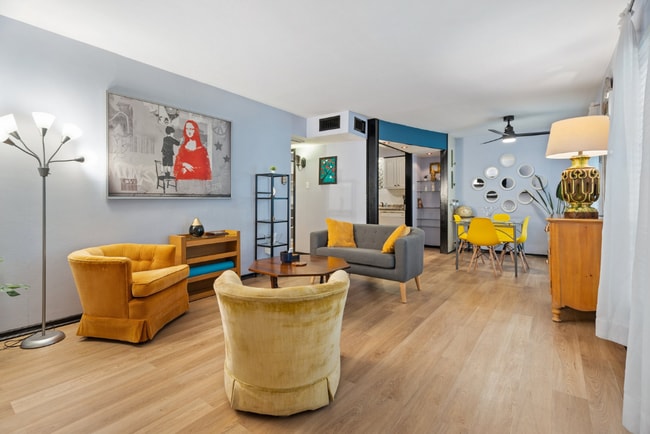 Building Photo - 5041 Cedar Springs Rd Unit 112