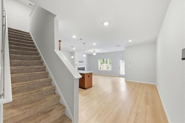 Photo - 4526 Fillmore Trl SW