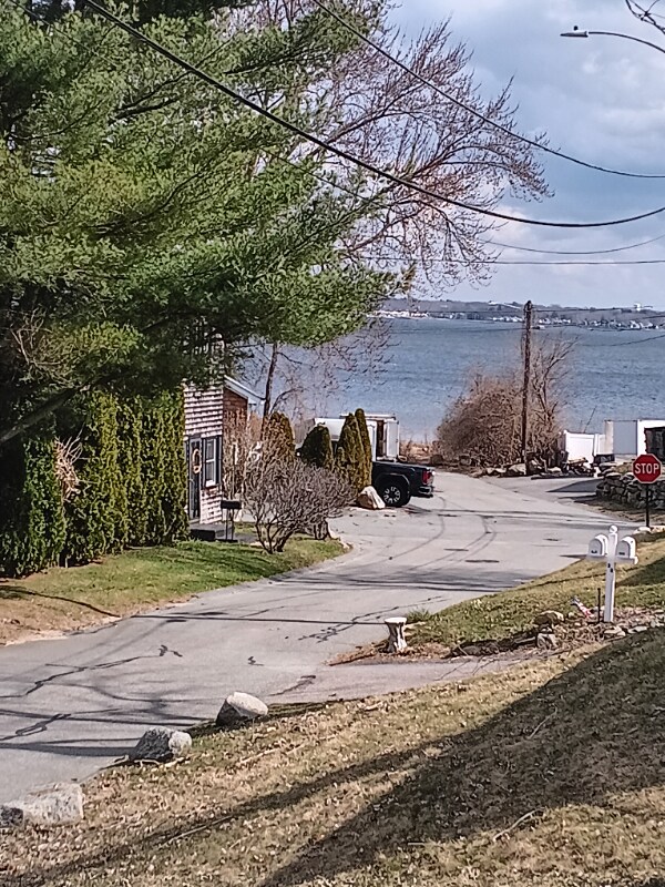 44 Rock Ave