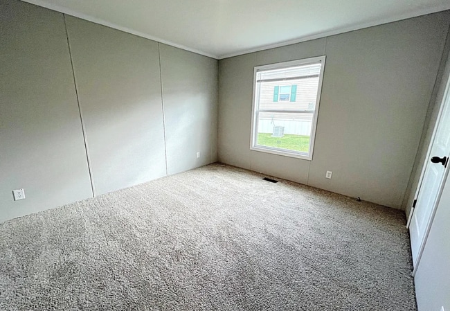 Photo - 6588 N Hampshire Dr