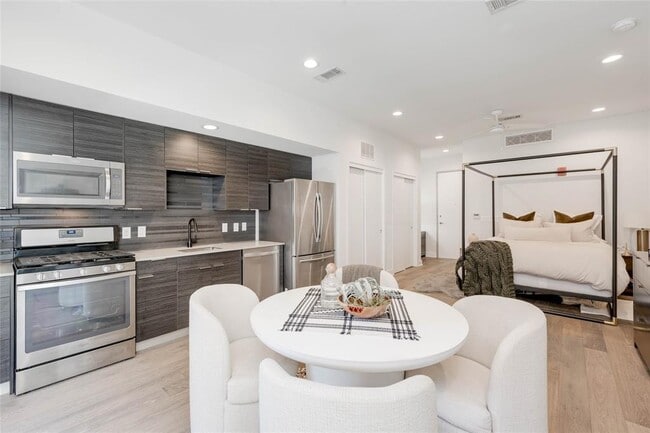 Photo - 1800 E 4th St Condo Unit 320