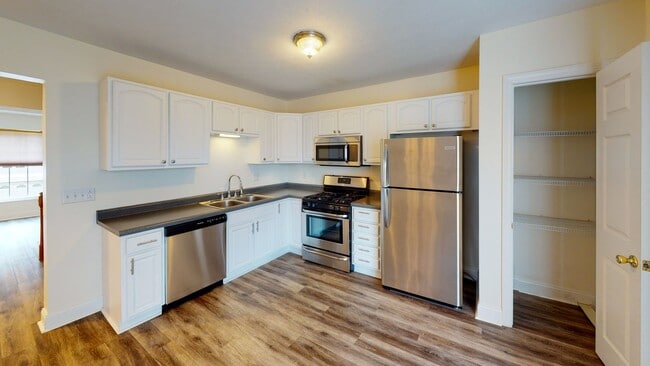 Photo - 2 Bed / 1.5 Bath Townhouse for Rent