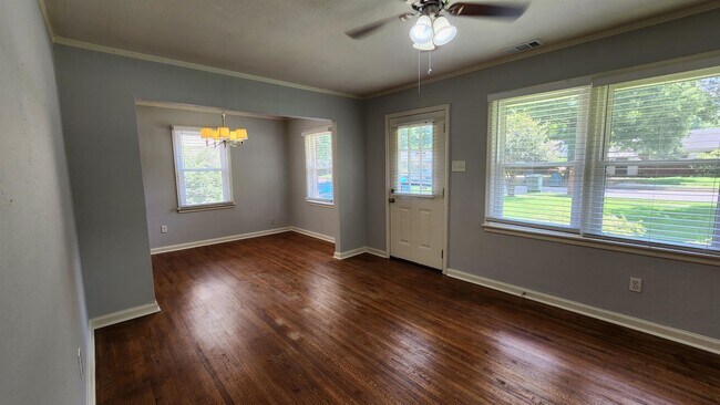 Photo - 1355 Dearing Rd