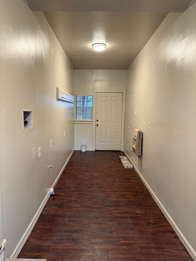 Photo - Freshly Painted 4 Bedroom Bungalow/ Vouchers Welcome