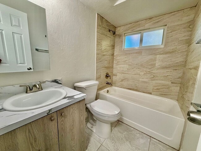 Photo - 1st Floor 2 bed 1 Bath Condo - MOVE IN SPECIAL -Apply now & Get Your Application Fee Credited at ... Unidad 3758 Lora Street,  2