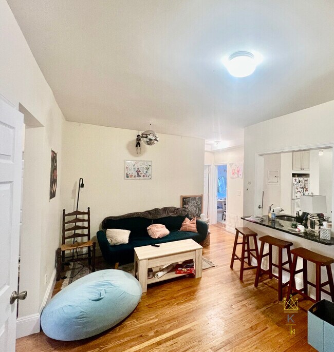 62 Egmont St Unit 1