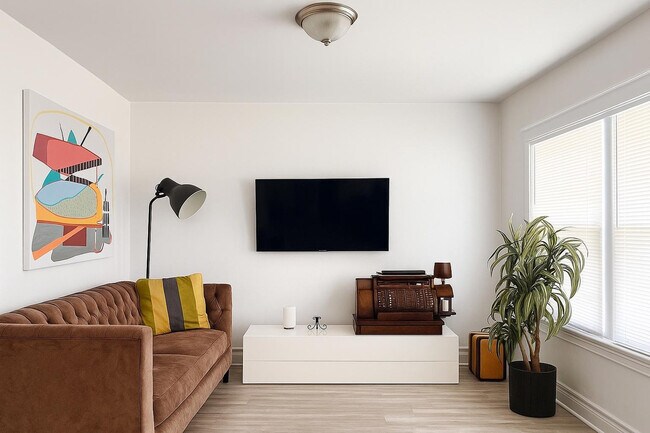 Photo - 607 E Euclid St Unit ID1239399P