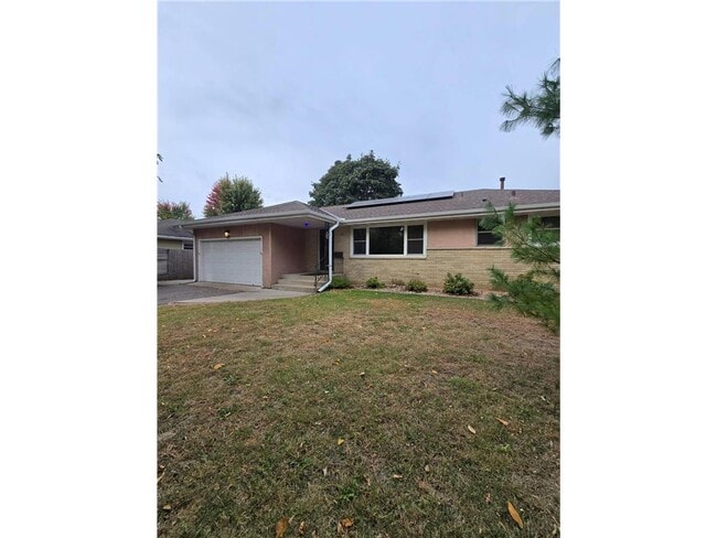 Building Photo - 3209 Welcome Ave N