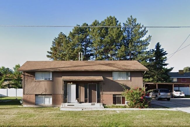 3359 W 4100 S Unidad 3359 West