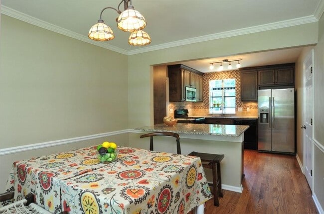 Photo - 115 Park Bridge Ln