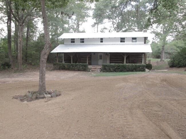 Log cabin - Log cabin House