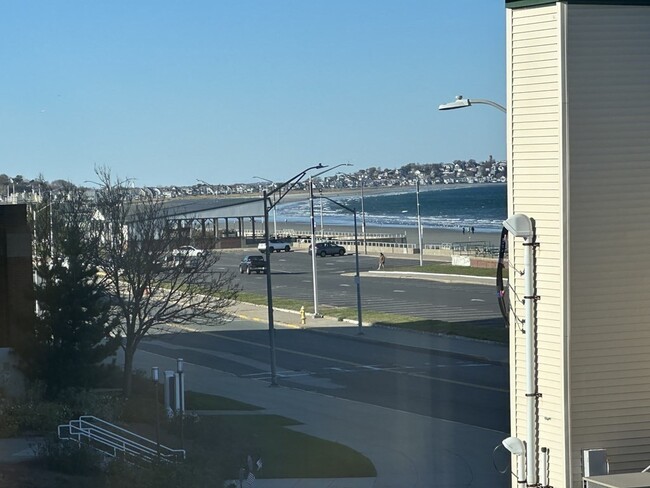 Building Photo - 163 Nantasket Ave Unit 313