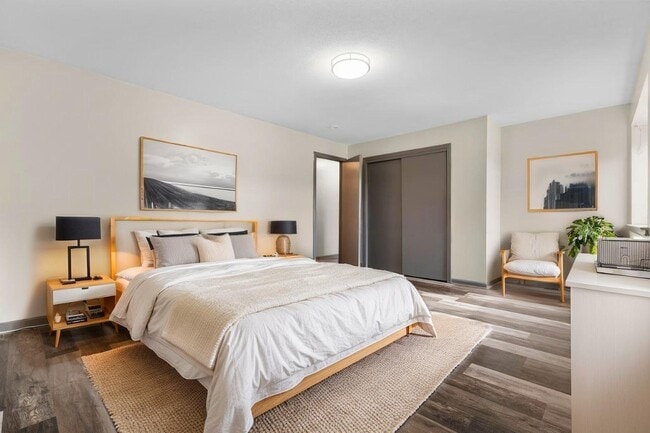 StoneGate Apartments