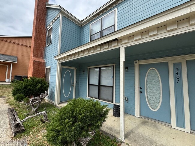 Building Photo - 3407 Victoria Cir