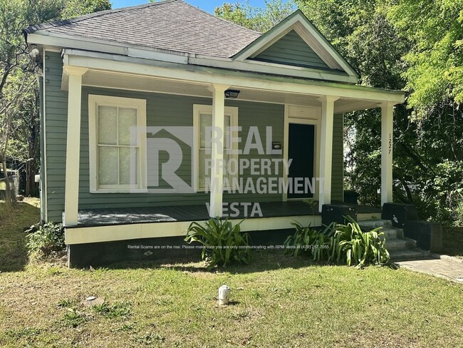 Building Photo - 1227 Calhoun St