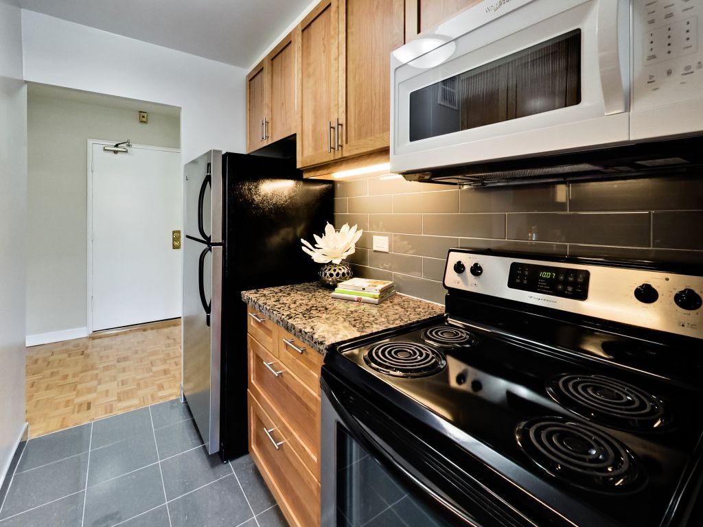 Photo - Clifton Manor