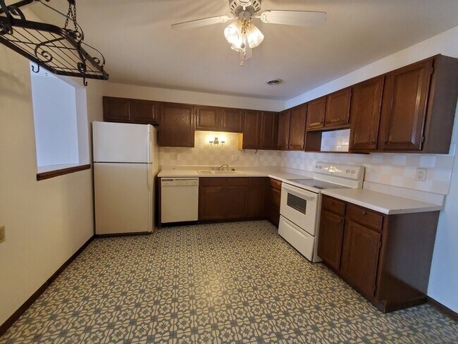Photo - Chateau Condominiums Unit 411