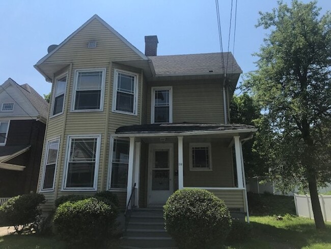 Updated 3 Bedroom 2 Bath Single Family - Updated 3 Bedroom 2 Bath Single Family Casa