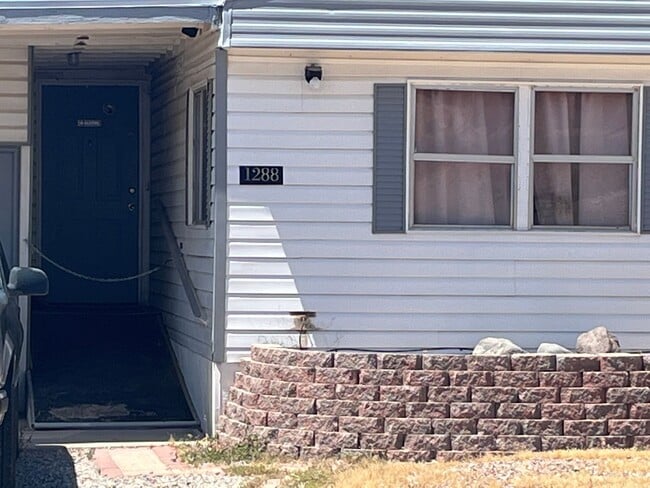 1288 Pima Way