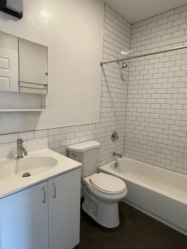 Photo - 2527 St Paul St Unit 3A