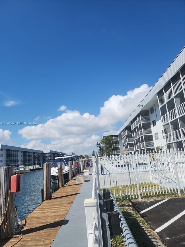 Photo - 3750 NE 170th St Unit 311