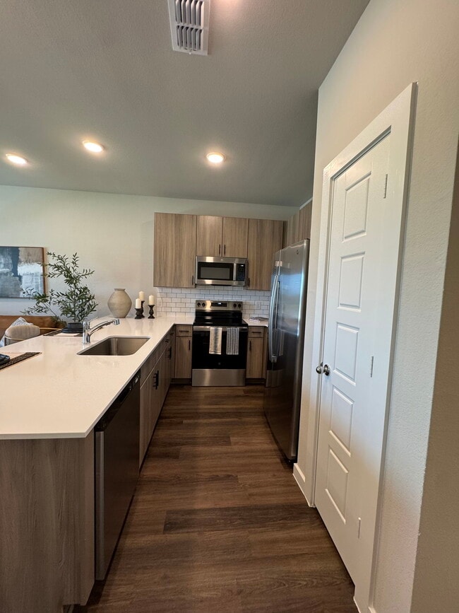 Photo - 1127 Eloise Dr Unit 817