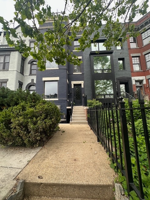 Front of Building - 55 Bryant St NW Apartment Unit B