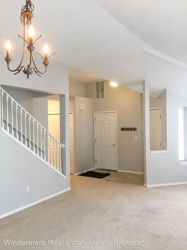 Photo - 5009 Freeport Ln