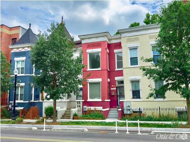 Building Photo - 1003 Florida Ave NE Rental