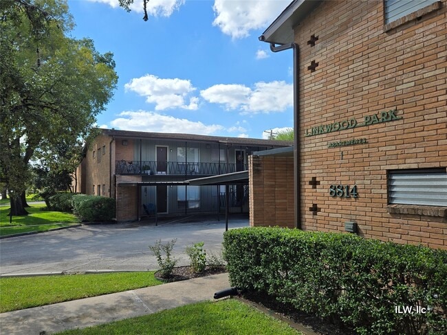 Photo - 8814 Ilona Ln Unidad 1