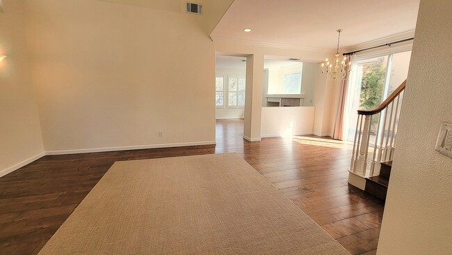 Photo - 5239 Manderston Dr