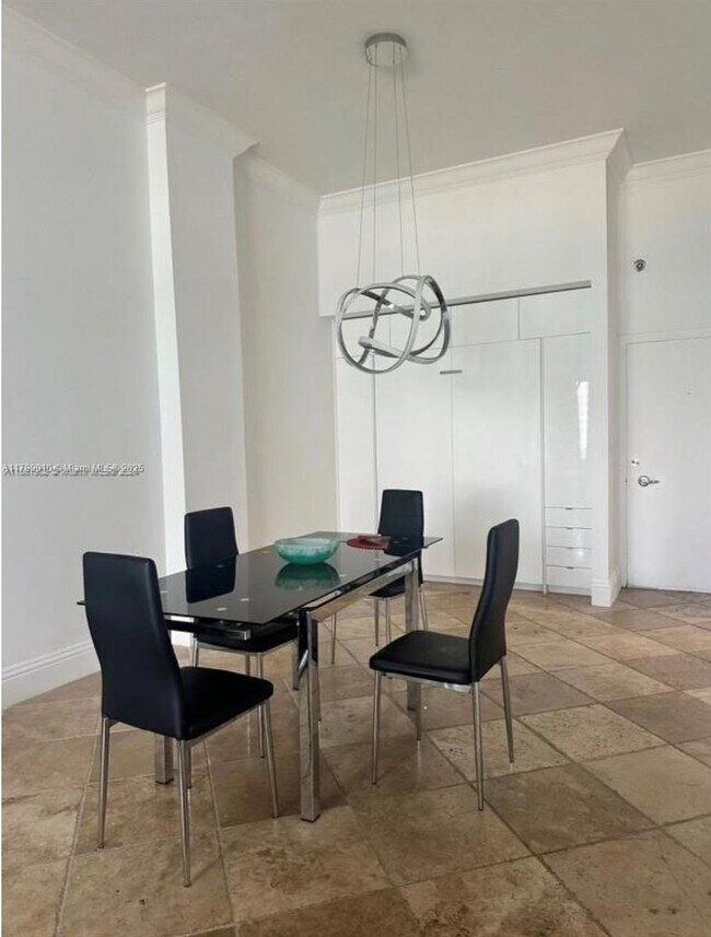 Photo - 6770 Indian Creek Dr Unit TSB