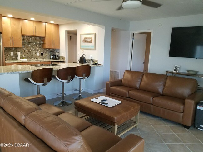 Building Photo - 1571 S Atlantic Ave Unit 211