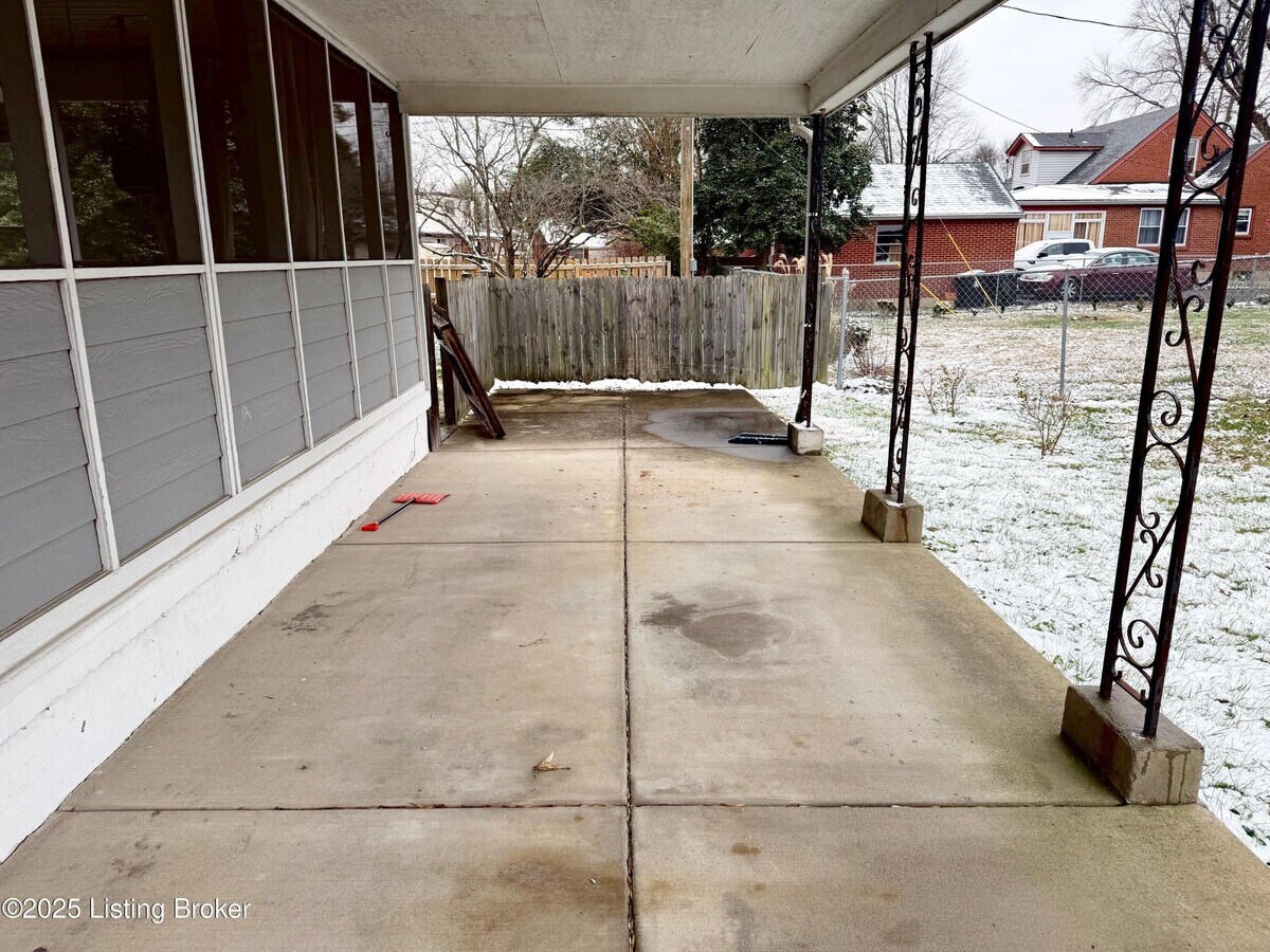 Photo - 3302 Goldsmith Ln