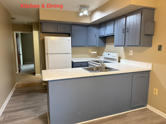 Photo - 271 Danny Ln