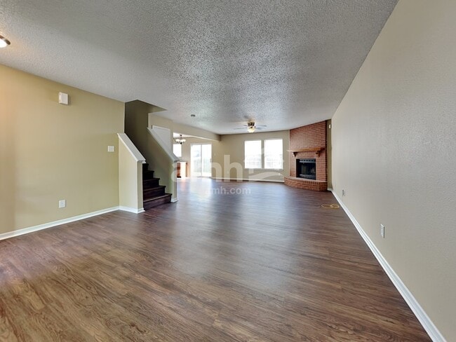 Photo - 9915 Sapphire Berry Ln