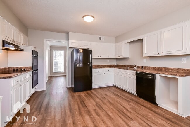 Photo - 2888 Baywood Dr