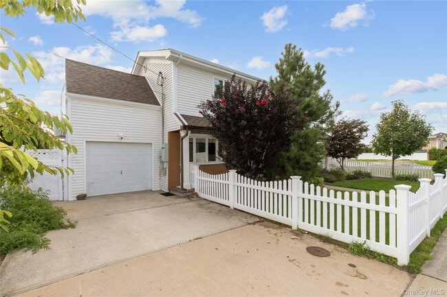 60 Alhambra Rd