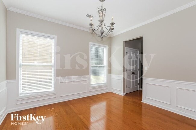 Photo - 1530 Hedington Cir SE