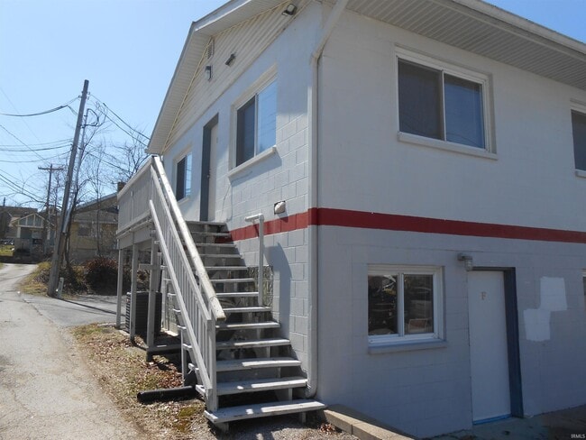 Building Photo - 339 S Lincoln St Unit E