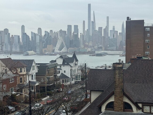 Photo - 35-39-39 Fulton St Unidad 504