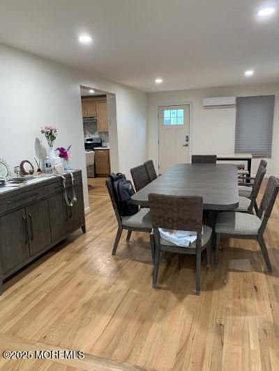 Photo - 988 Elizabeth Terrace