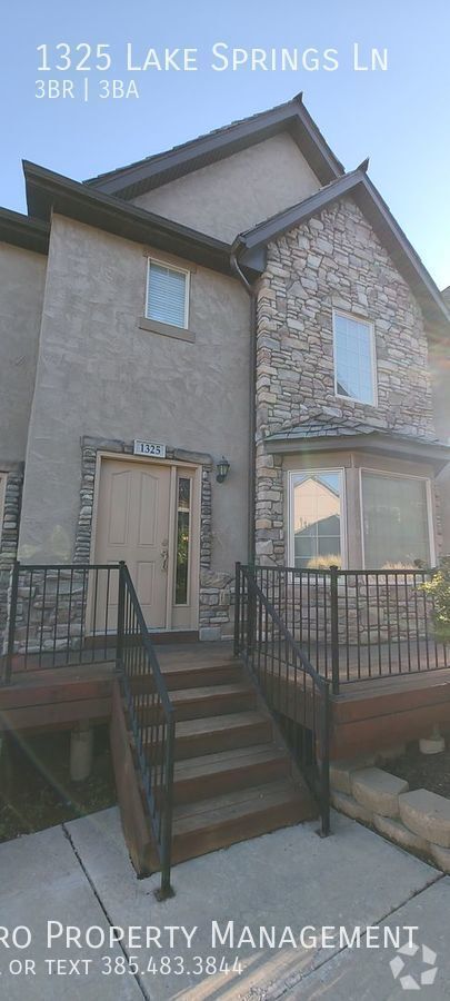 Building Photo - Beautiful Salt Lake Townhome!!!