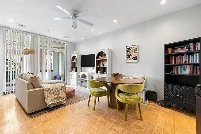 300 Commercial St Unit 513