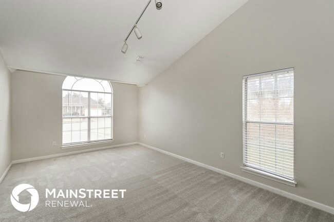 Photo - 5545 Annandale Dr