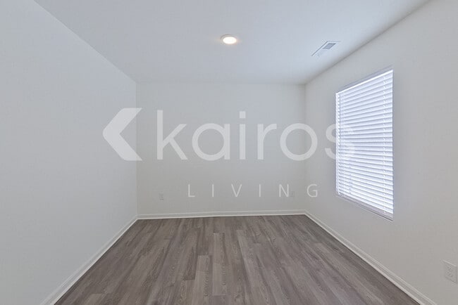 Photo - 273 Gaston Cir