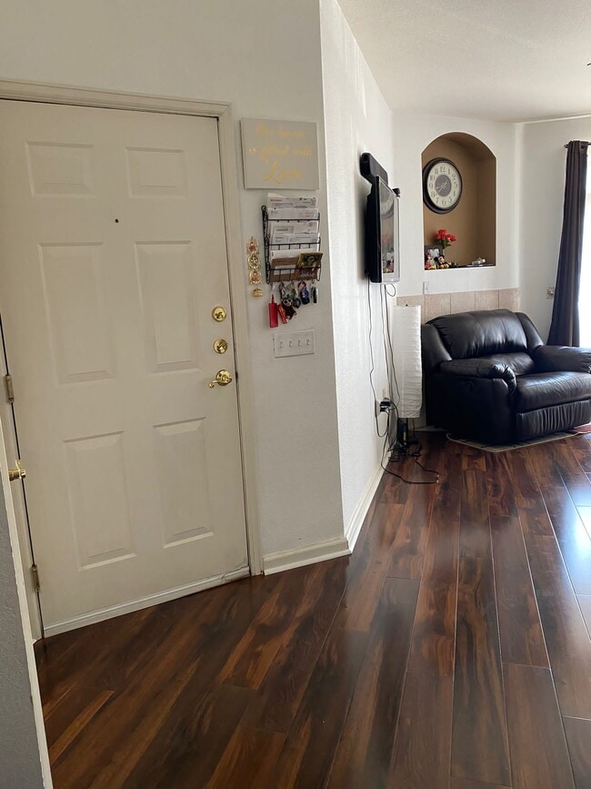 Building Photo - 7440 S Blackhawk St Unit 7106 Rental