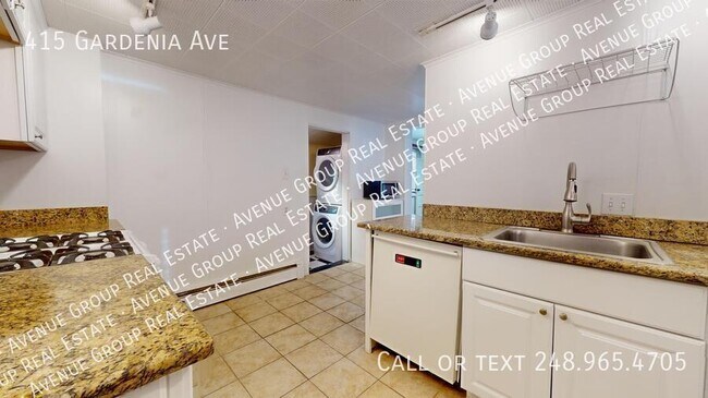 Photo - 415 Gardenia Ave