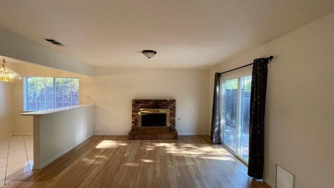 Photo - Concord Beautiful 4 bedroom 2 bathroom hom...