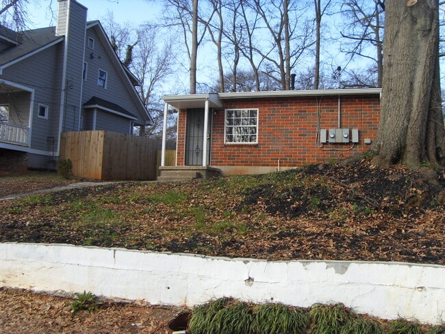 Photo - 135 Ericson Street Southeast